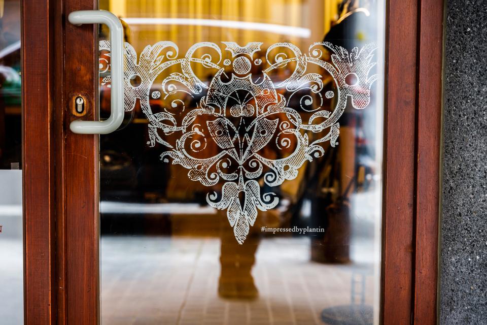 Impressed by Plantin: Plantin in de etalage