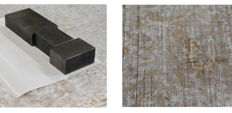 De achterkant van een schilderij wordt hersteld