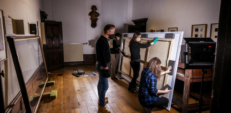 verhuis van Antverpia naar restauratieatelier verhuis van Antverpia naar restauratieatelier