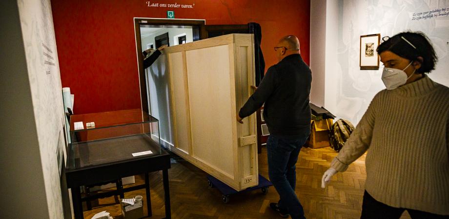 Verhuis van Antverpia naar Museum Plantin-Moretus Verhuis van Antverpia naar Museum Plantin-Moretus